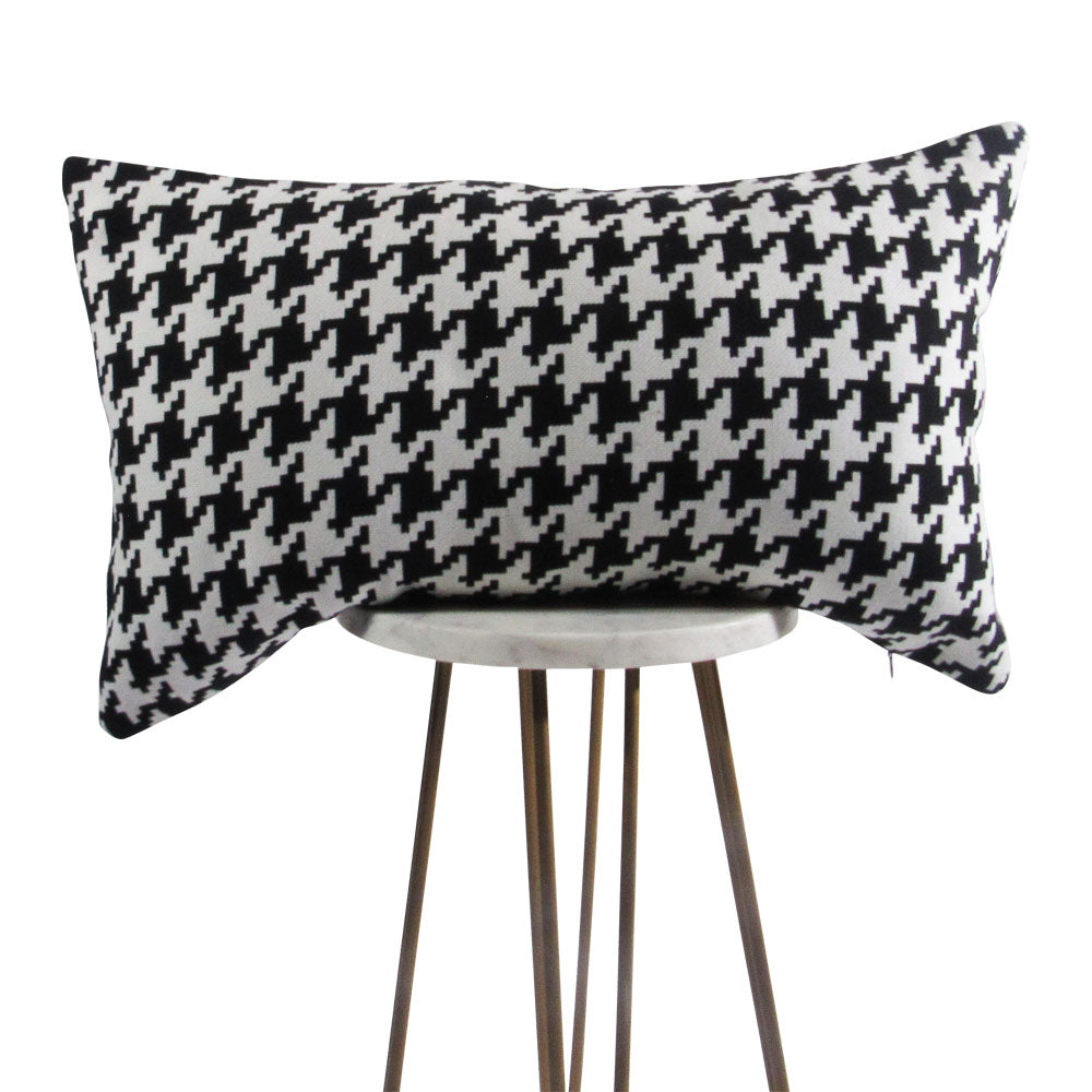 Onyx Tooth Pillow